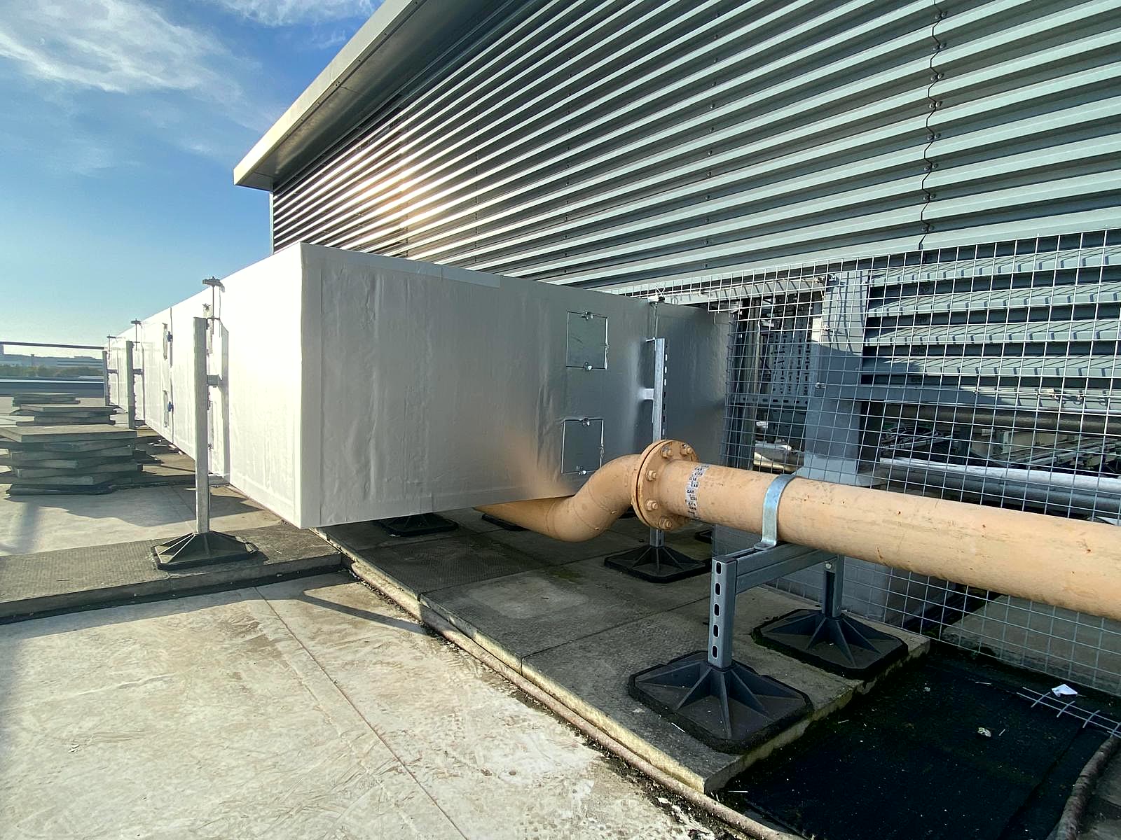 Rooftop AHU Enclosures & Distribution Pipework — photo 7