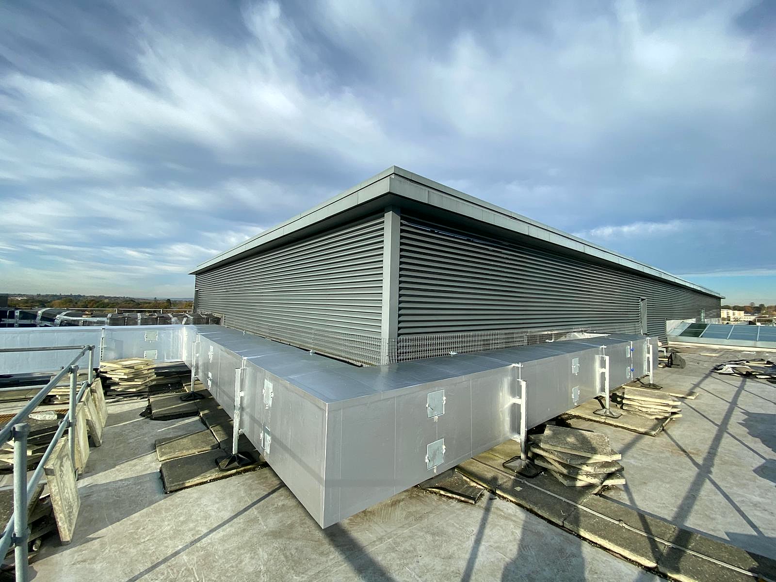 Rooftop AHU Enclosures & Distribution Pipework — photo 11