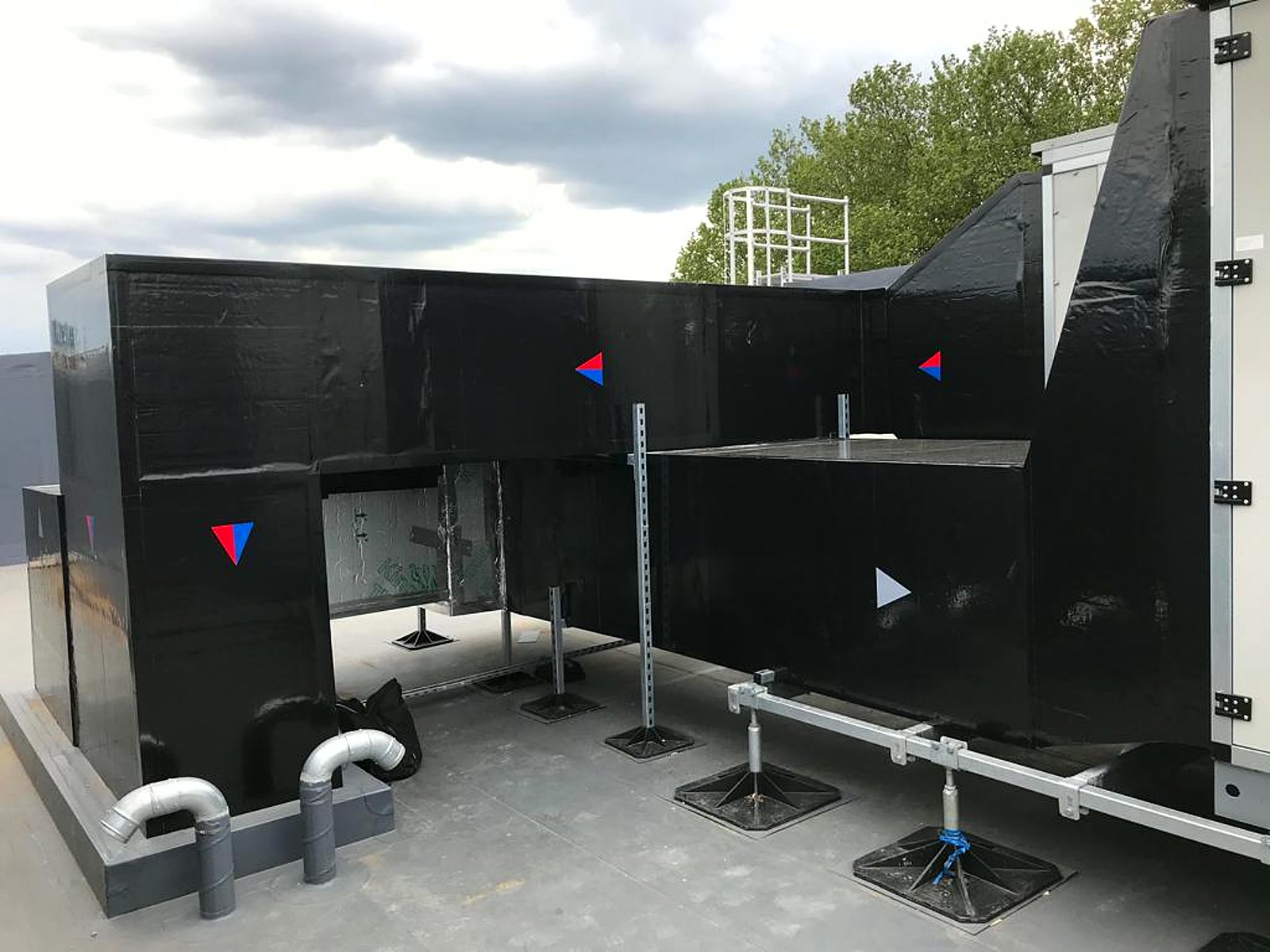 Urban Rooftop Ductwork & Plant — photo 12